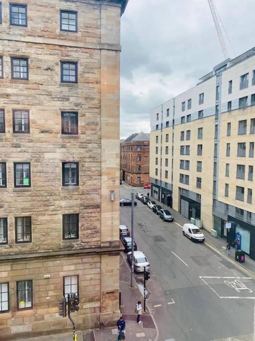 2 Bedroom Modern Stylish Apt In Glasgow City Centre 외부 사진